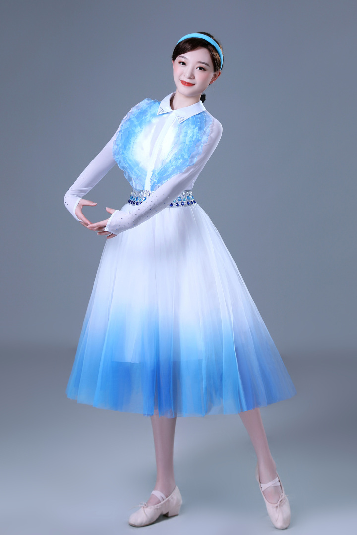 礼服定制工作场景