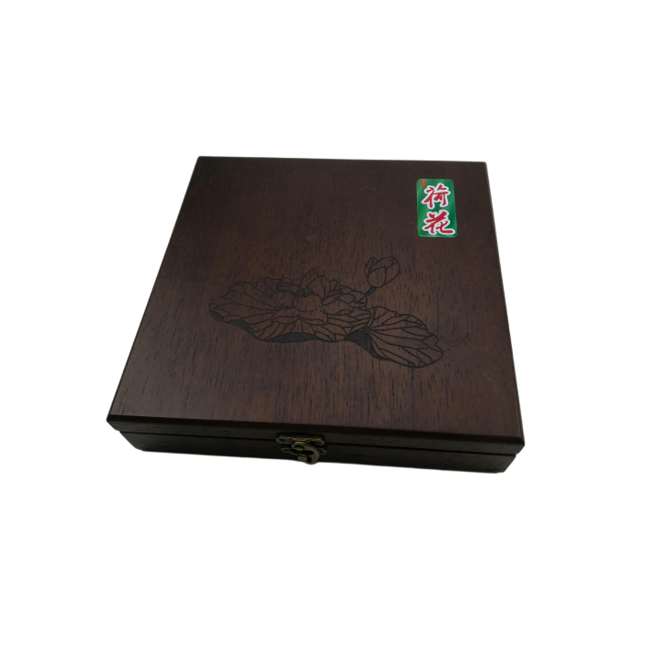 木制礼品盒定制工艺细节图