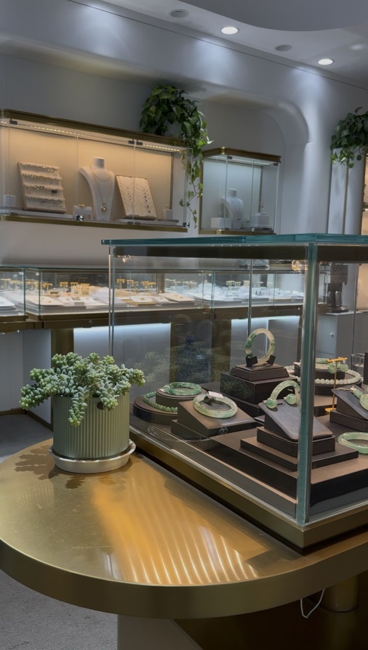 奢侈品全品类回收展示