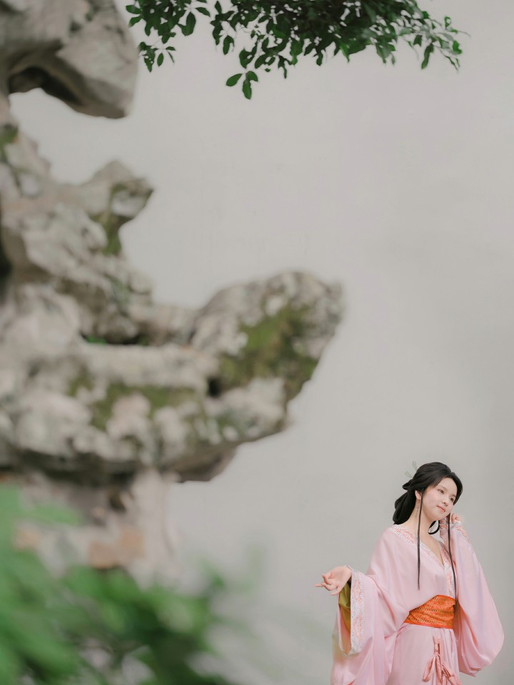 苏州园林汉服写真实景