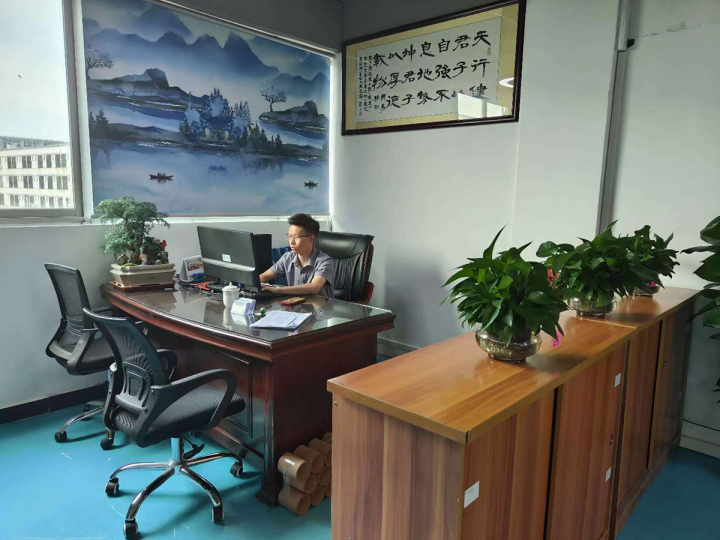 平纹美纹纸胶带生产场景