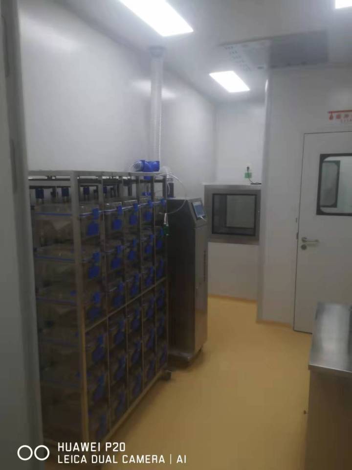 净化车间施工现场图