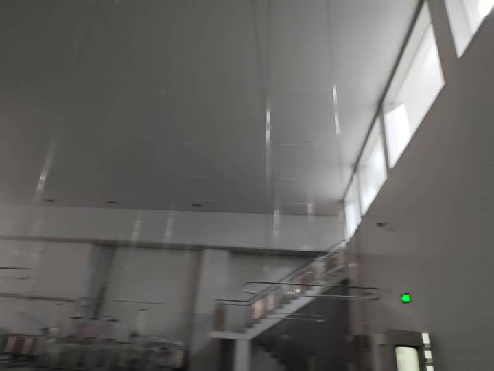 专业净化安装施工场景