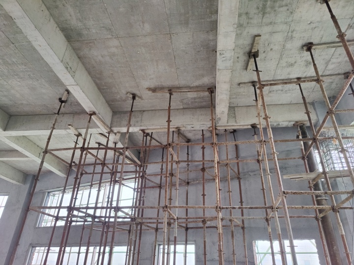 加固施工现场示意图