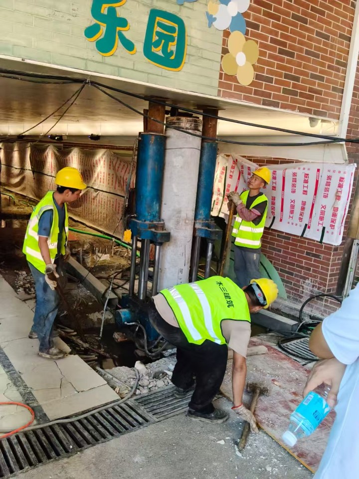 专业地基加固施工现场