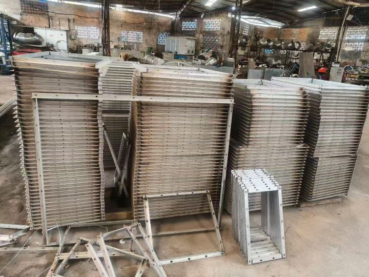 白铁风管生产车间