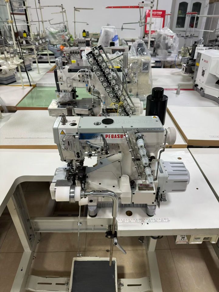 平缝机工作原理示意图