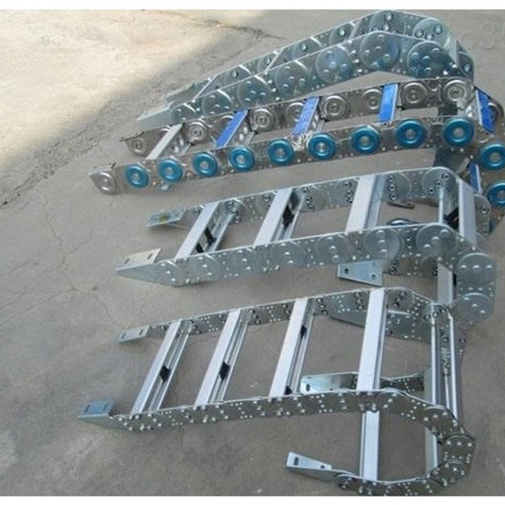 各类钢铝拖链产品展示