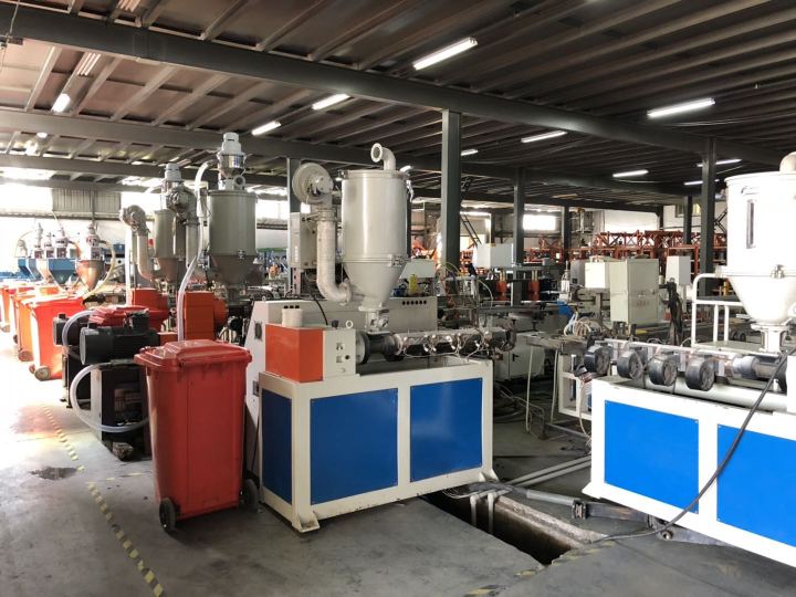 精密塑料异型材展示