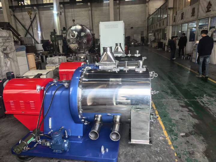 卧式浓缩沉降过滤离心机内部结构