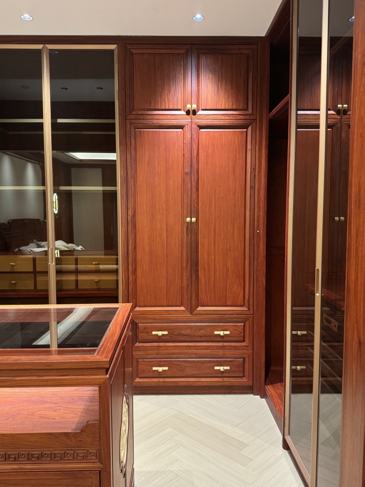 李忠信红木产品细节展示