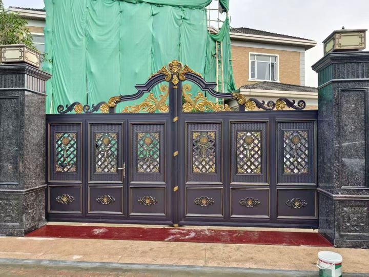 典雅欧式铸铝庭院门案例