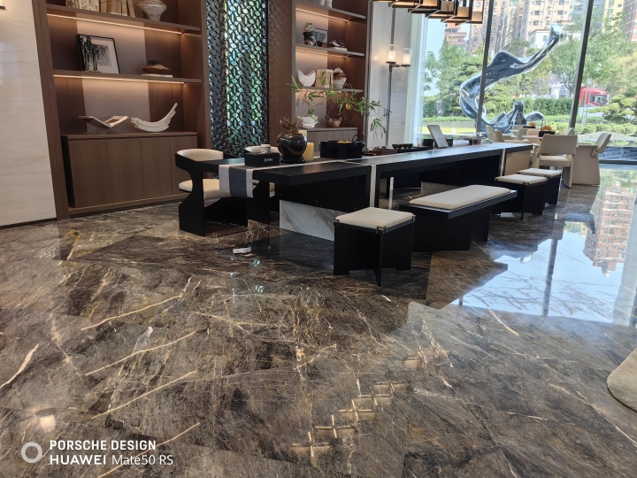 云多拉灰大理石地面效果