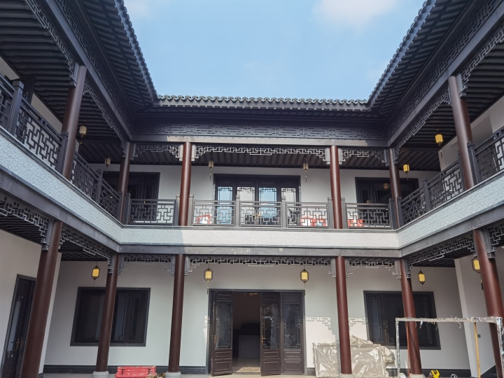 生产基地与工艺细节