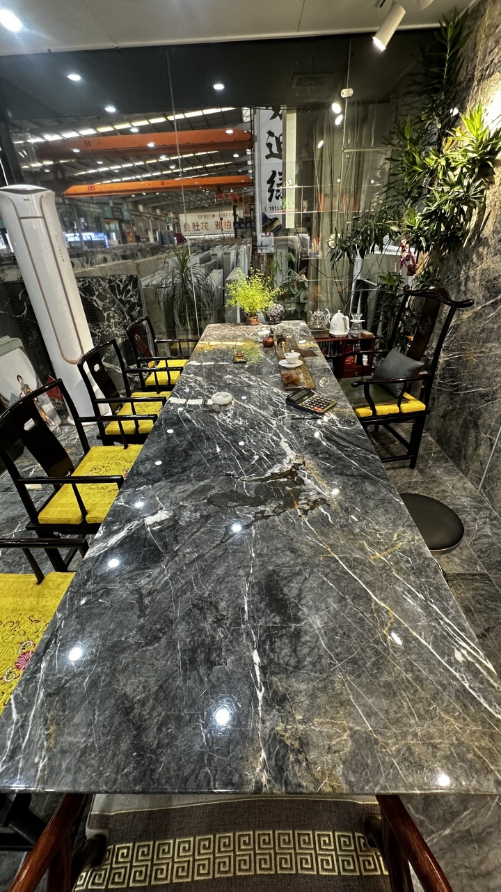 云多拉灰石材细腻纹理展示