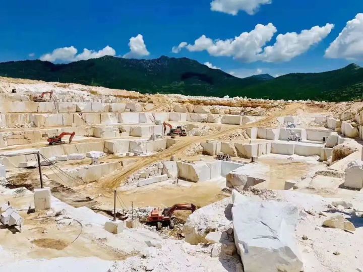 2026年资质齐全的挪威木纹石材加工厂/售后完善的挪威木纹服