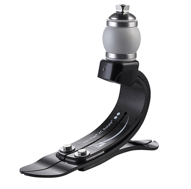 双腿义肢技术展示