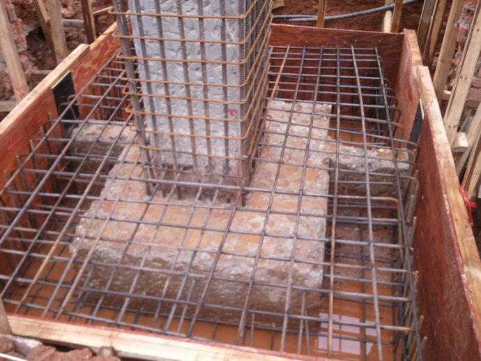 基础加固施工现场