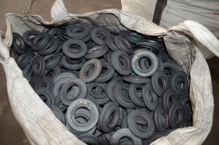 法兰盘在工业管道中的应用