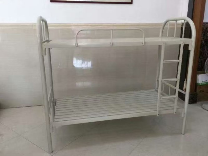 高低床回收团队现场作业