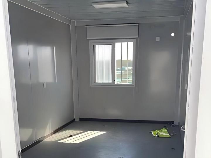 二手住人集装箱内部实景