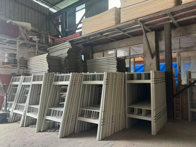 专业团队上门回收宿舍铁床