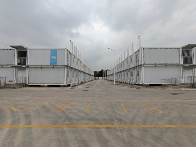 工地住人集装箱应用于项目现场