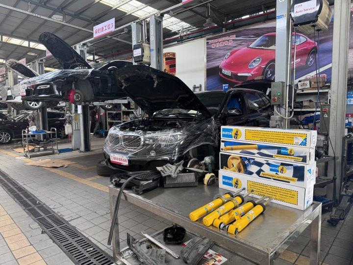 整洁专业的客户接待与休息区