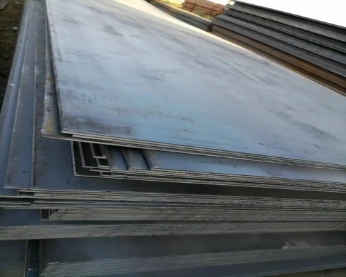 现代化钢板仓储与加工车间