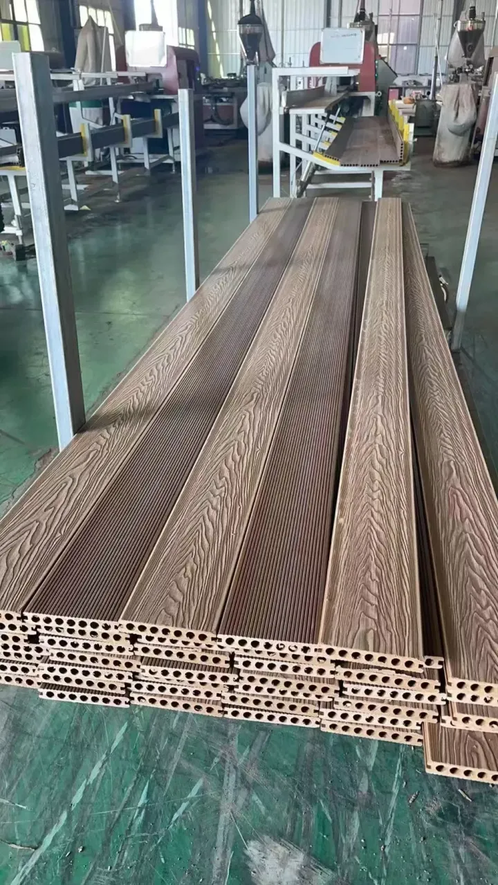 塑木地板安装施工实拍