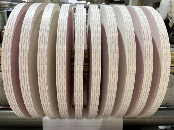 防粘膜生产车间