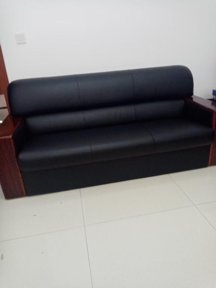 真皮沙发翻新效果对比