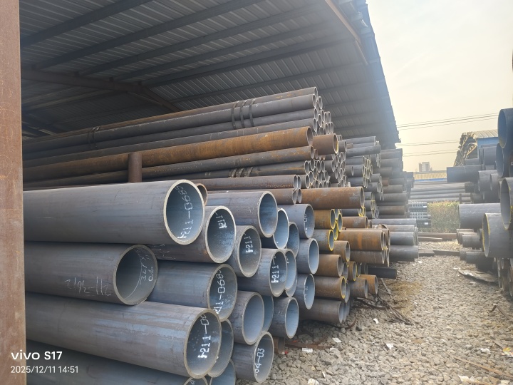 高品质无缝钢管产品展示