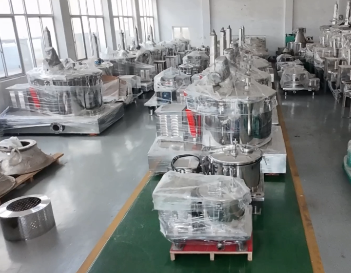张家港市离心机制造厂研发车间与生产线