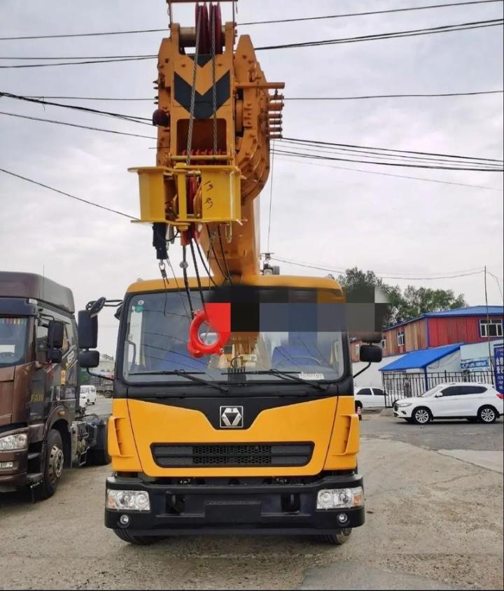 吊装施工现场