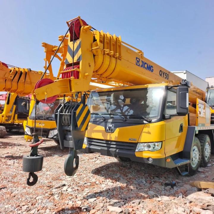 吊机租赁施工现场