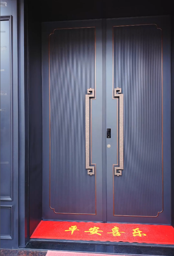 现代化工厂生产车间