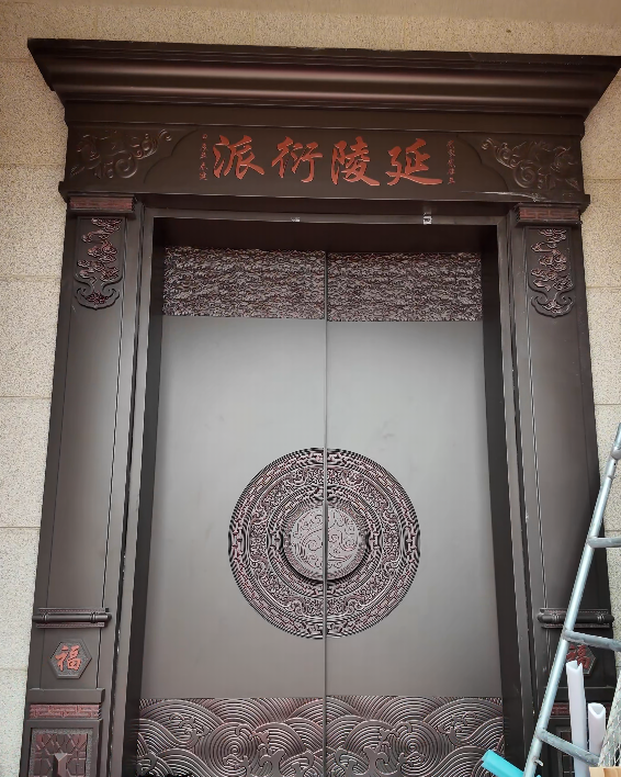 多样化金属门产品展示