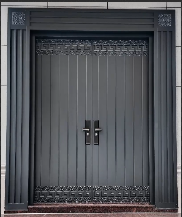 现代化金属门生产车间