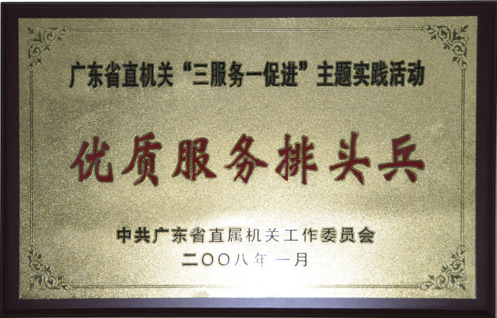 隆鼻术后效果展示