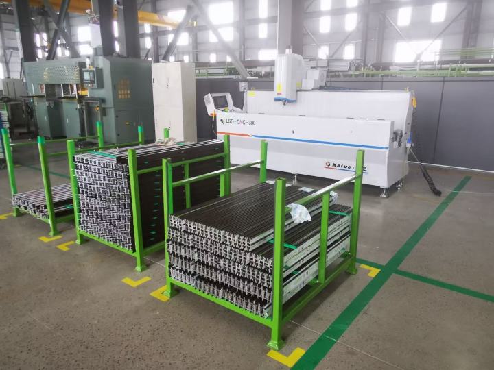 推拉窗高端制造基地实景