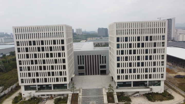 平开窗安装施工现场