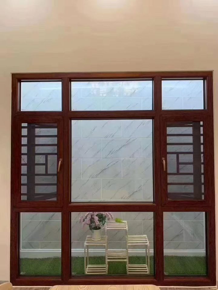 全屋木门与护墙板整体效果