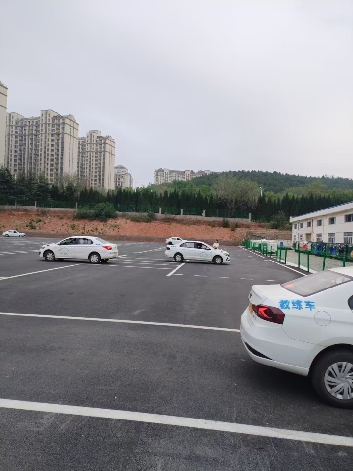 济南辰星驾驶培训有限公司