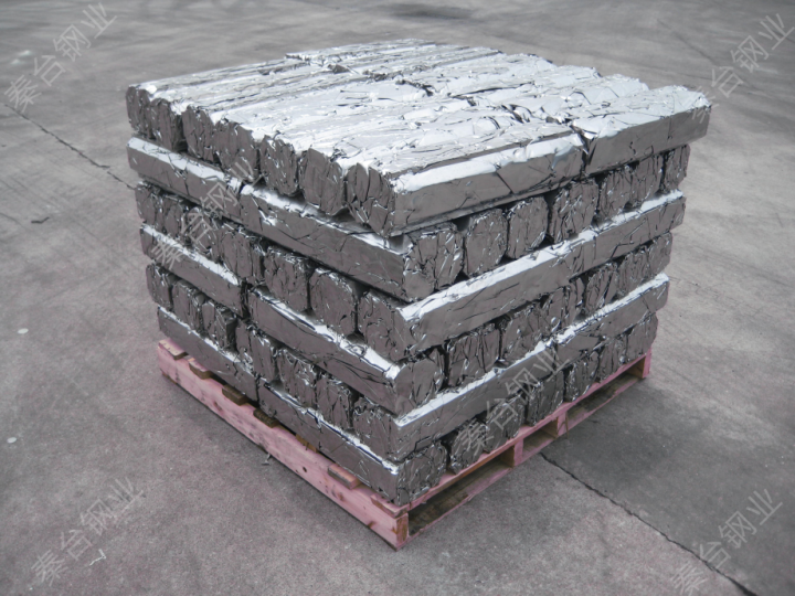 精密铸造钢料加工现场