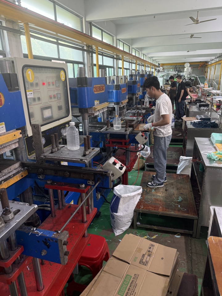 金华市范文秀体育用品有限公司(海浪花)工厂实景