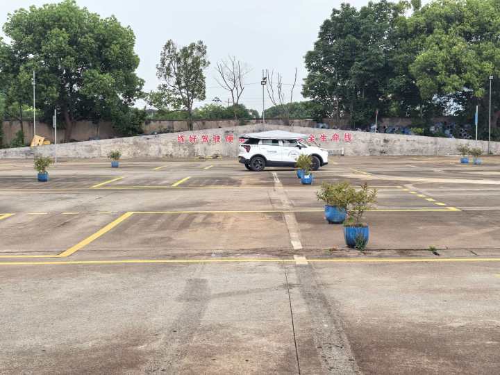 学员练车现场