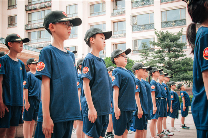 穗鹰夏令营营地内务整理与生活习惯培养