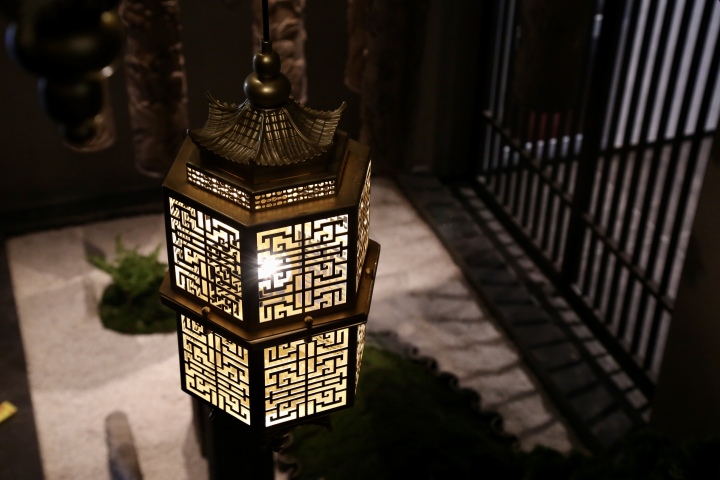奶油风卧室灯光设计