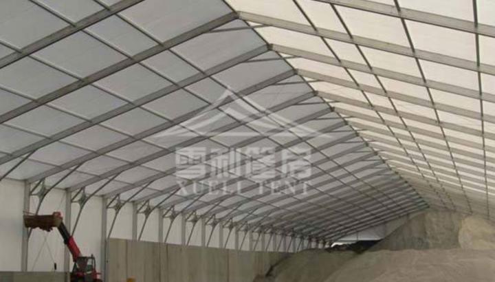 专业施工团队现场作业